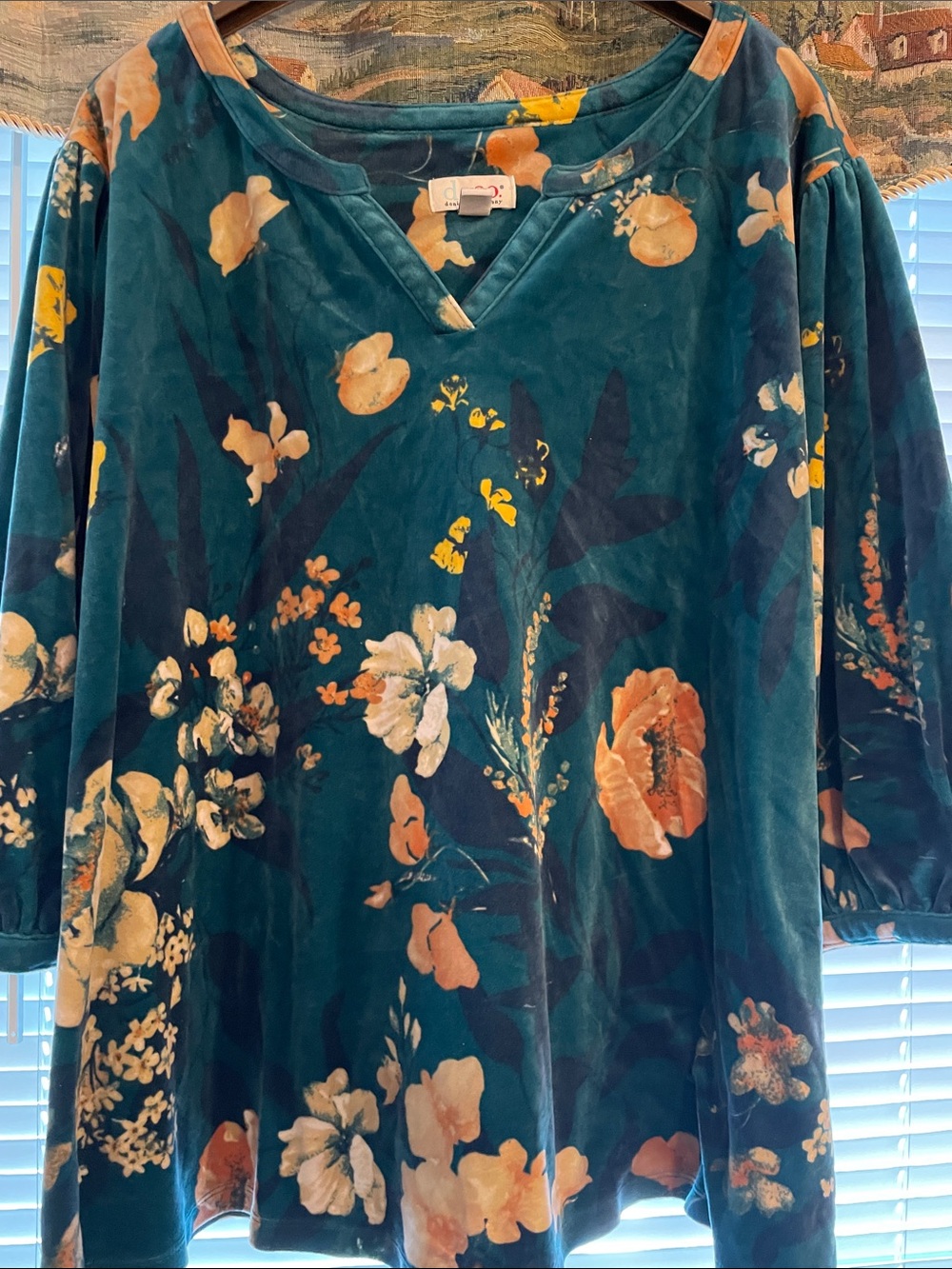 Denim & Company Velvet Floral V-Neck Tunic Top - Teal Green